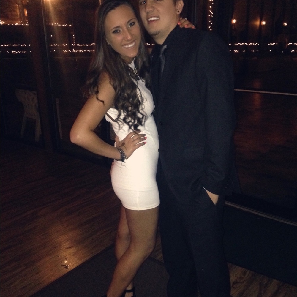 White bodycon dress
